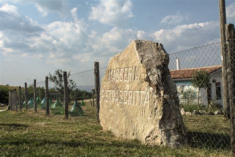 masseria pietrascritta|Masseria Pietrascritta